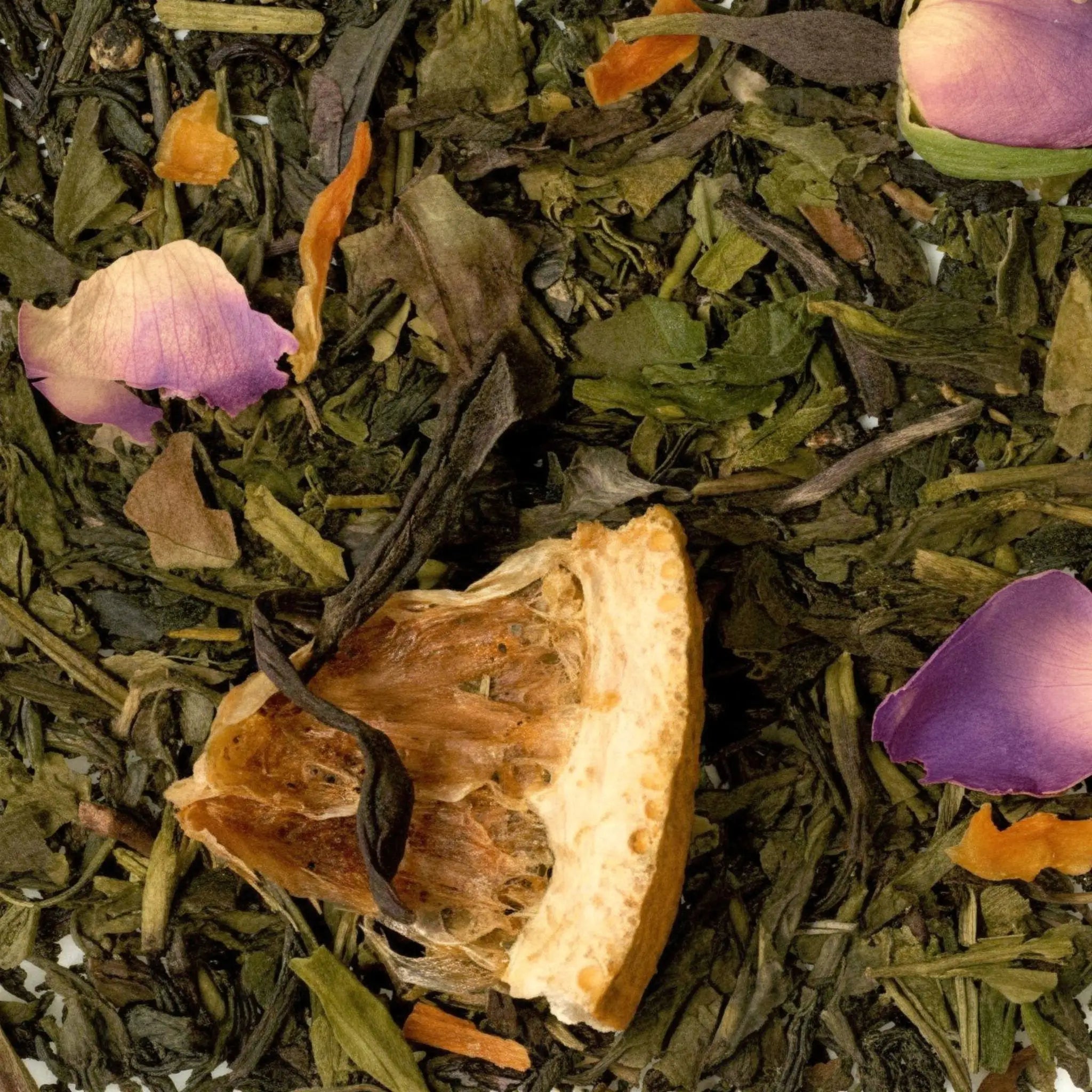 Té verde con mousse de naranja